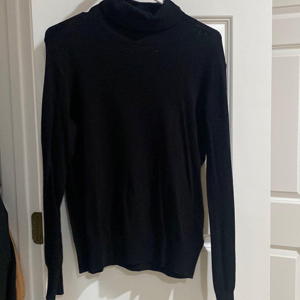 H&M black sweater